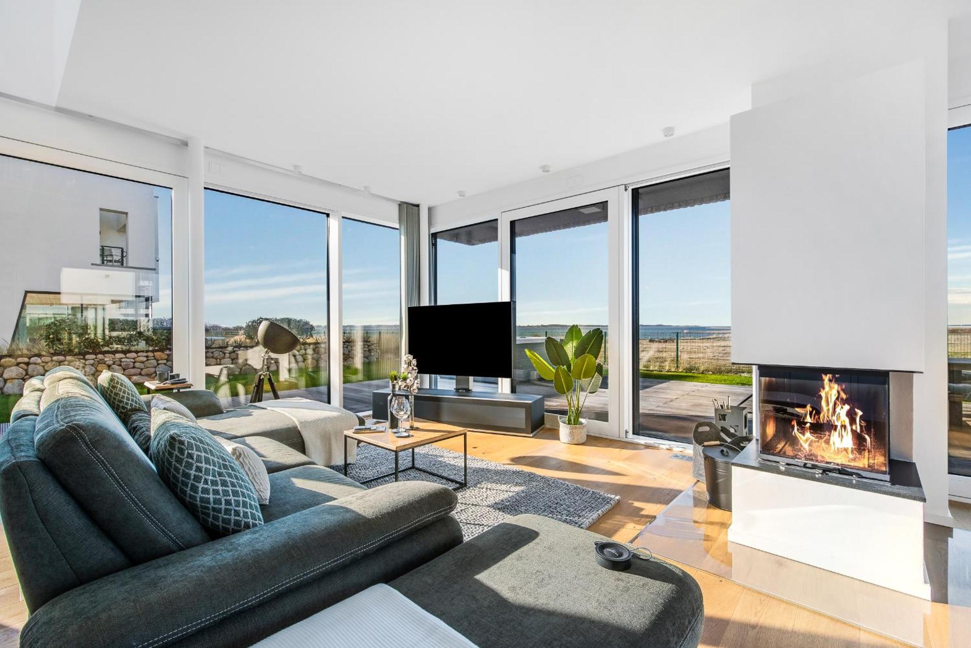 Villa King Erste Lage, Dachterrasse, Meerblick, Carport, Kamin, Sauna, Terrasse, Aussenrolllaeden 奥尔本尼兹 外观 照片