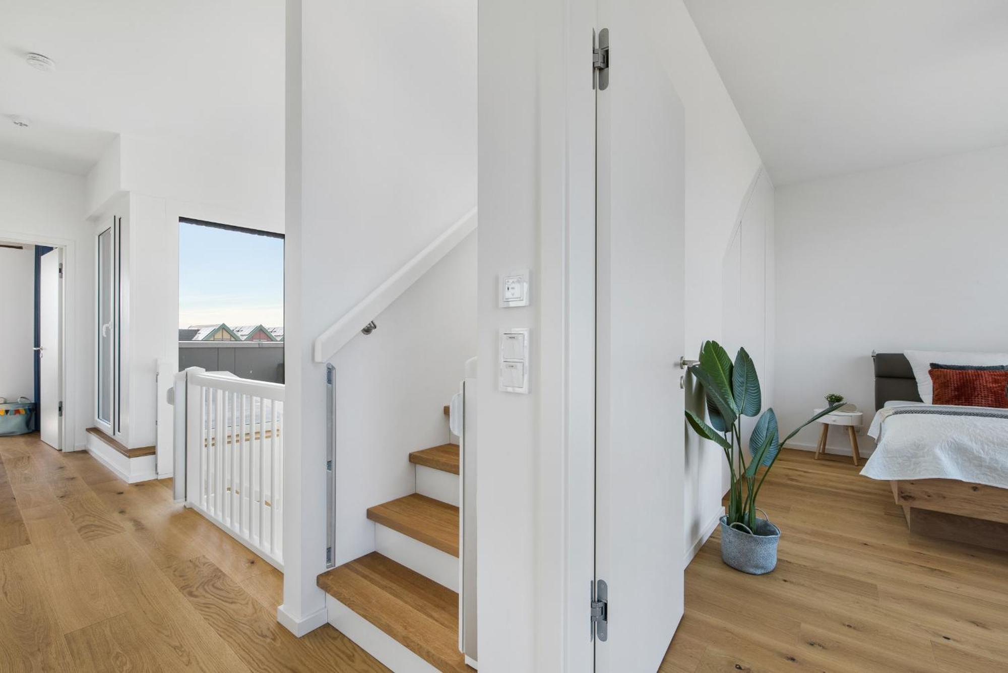 Villa King Erste Lage, Dachterrasse, Meerblick, Carport, Kamin, Sauna, Terrasse, Aussenrolllaeden 奥尔本尼兹 外观 照片