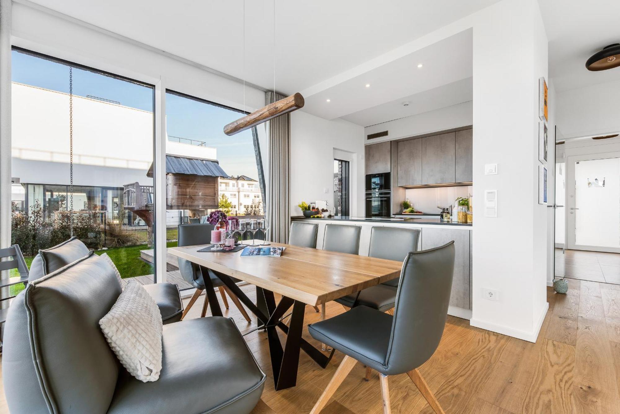 Villa King Erste Lage, Dachterrasse, Meerblick, Carport, Kamin, Sauna, Terrasse, Aussenrolllaeden 奥尔本尼兹 外观 照片